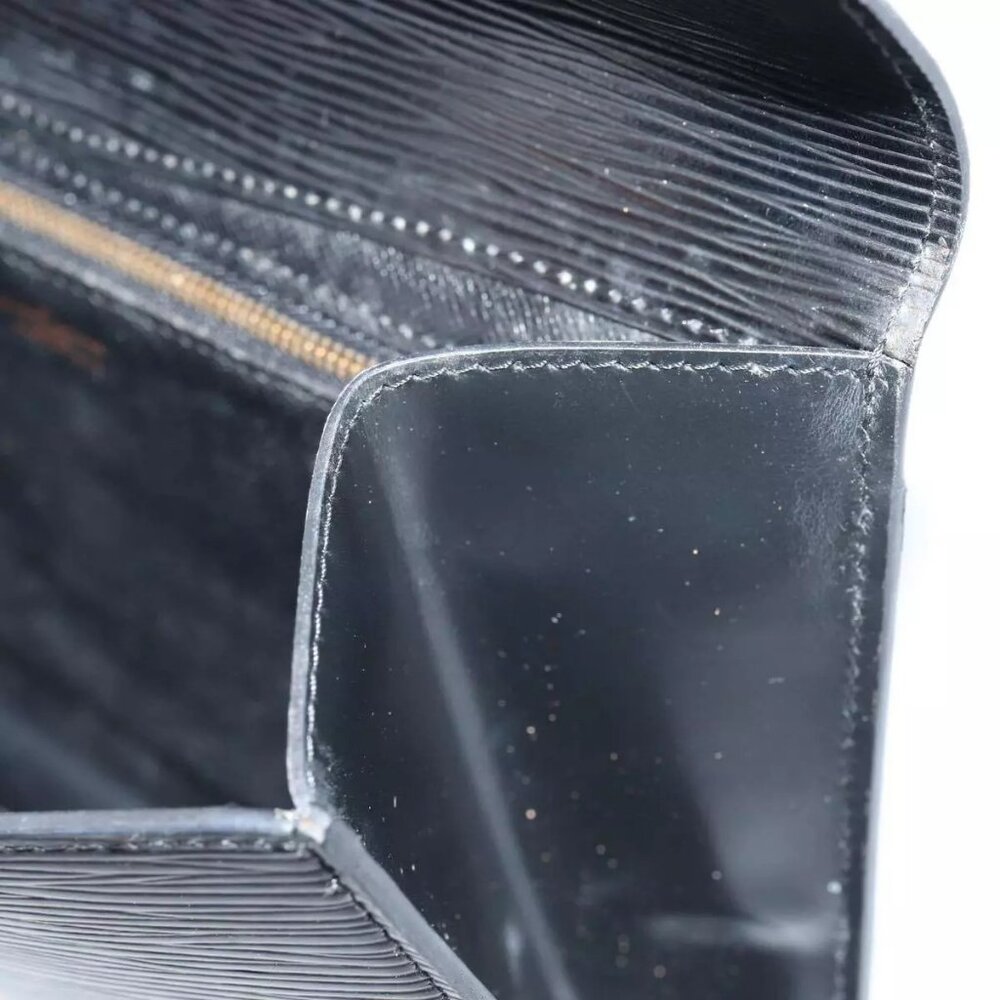 LOUIS VUITTON Epi Montaigne 27 Clutch Bag Black - Picture 3 of 16